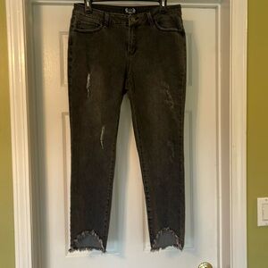 A.Z.I. New York - shark bite raw hem gray/black washed distressed - 10